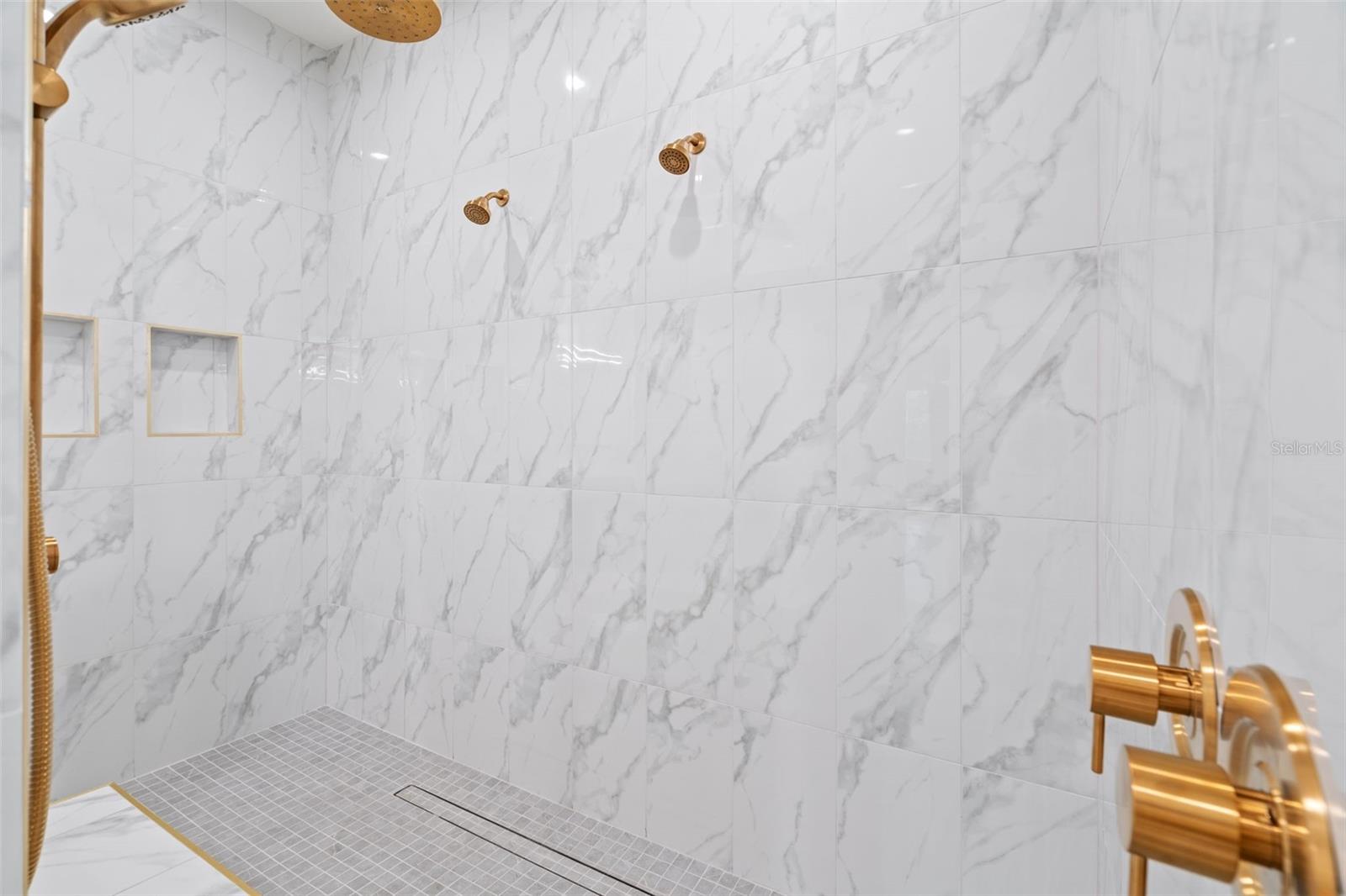 Image 26 of 29 For 2080 Lake Markham Road