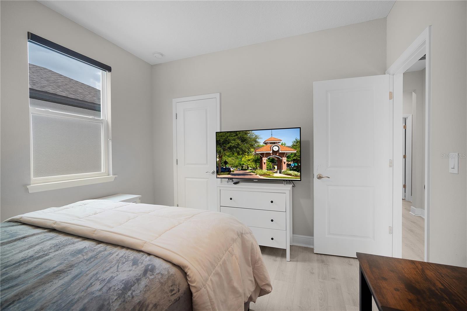 Image 23 of 42 For 9972 Pallida Hickory Way