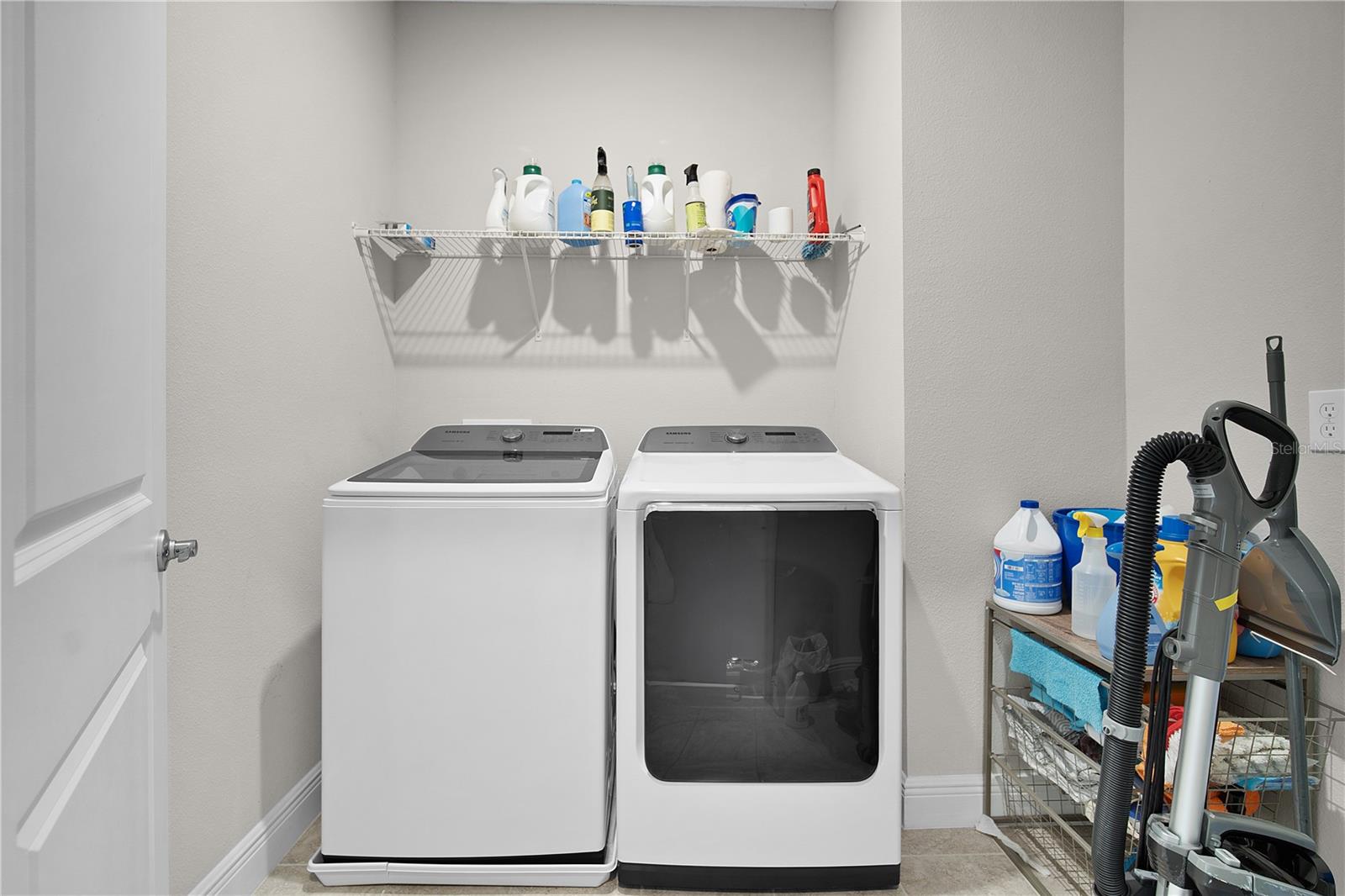 Image 27 of 42 For 9972 Pallida Hickory Way