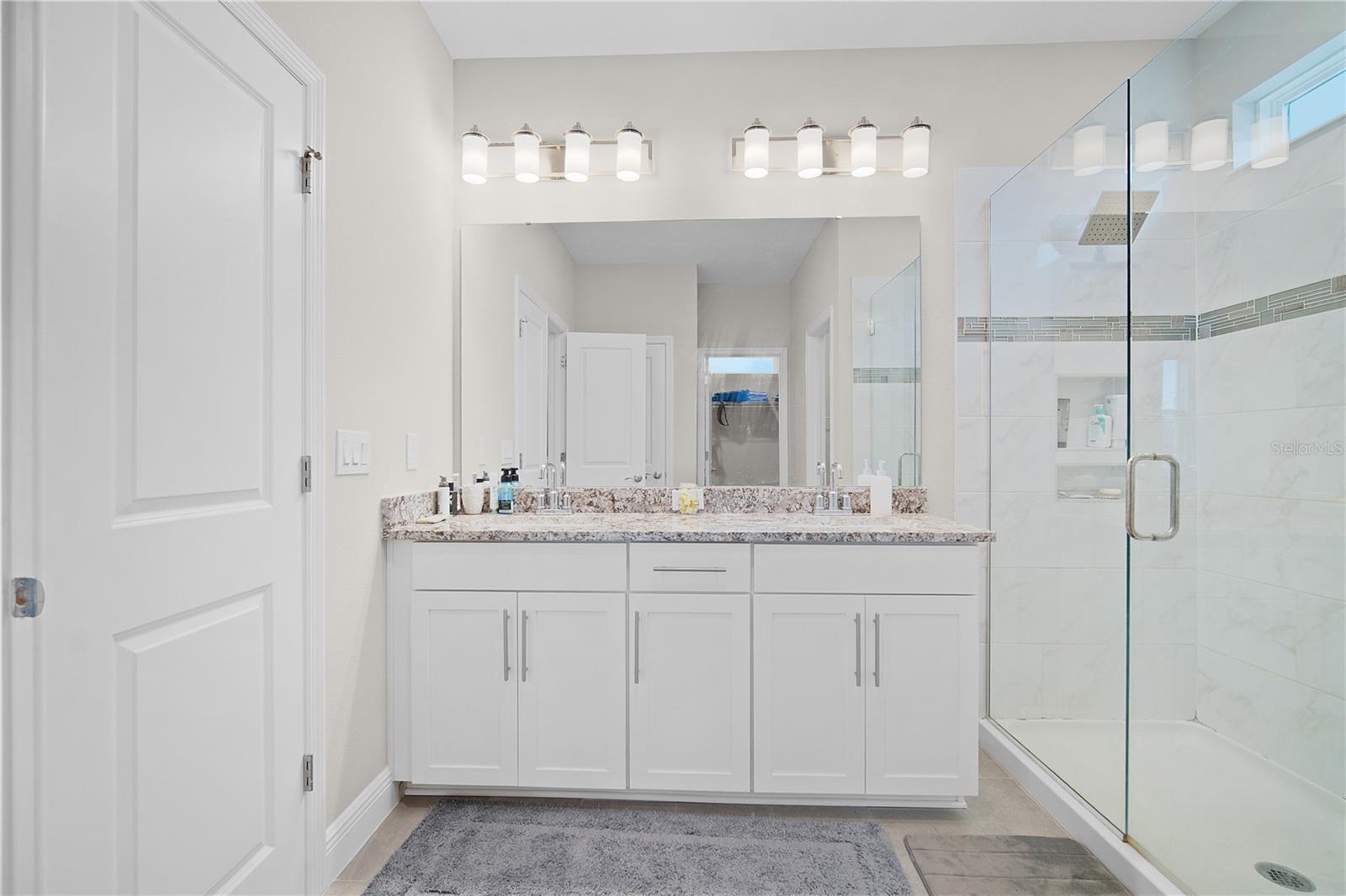 Image 35 of 42 For 9972 Pallida Hickory Way