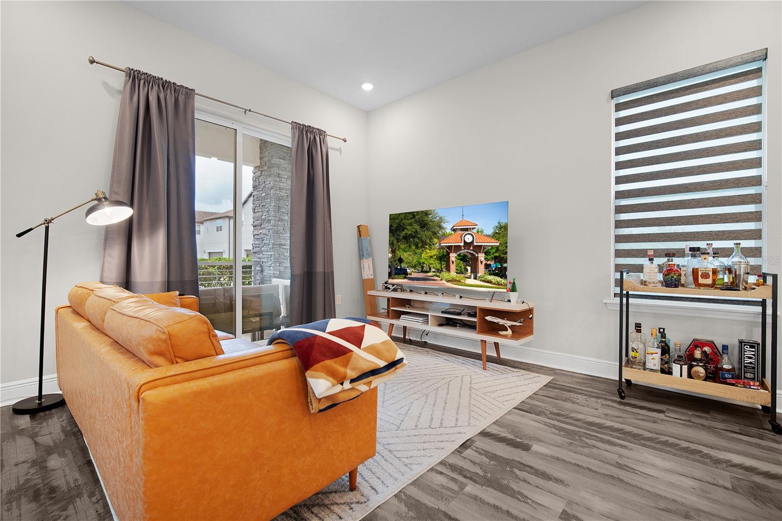 Image 8 of 42 For 9972 Pallida Hickory Way