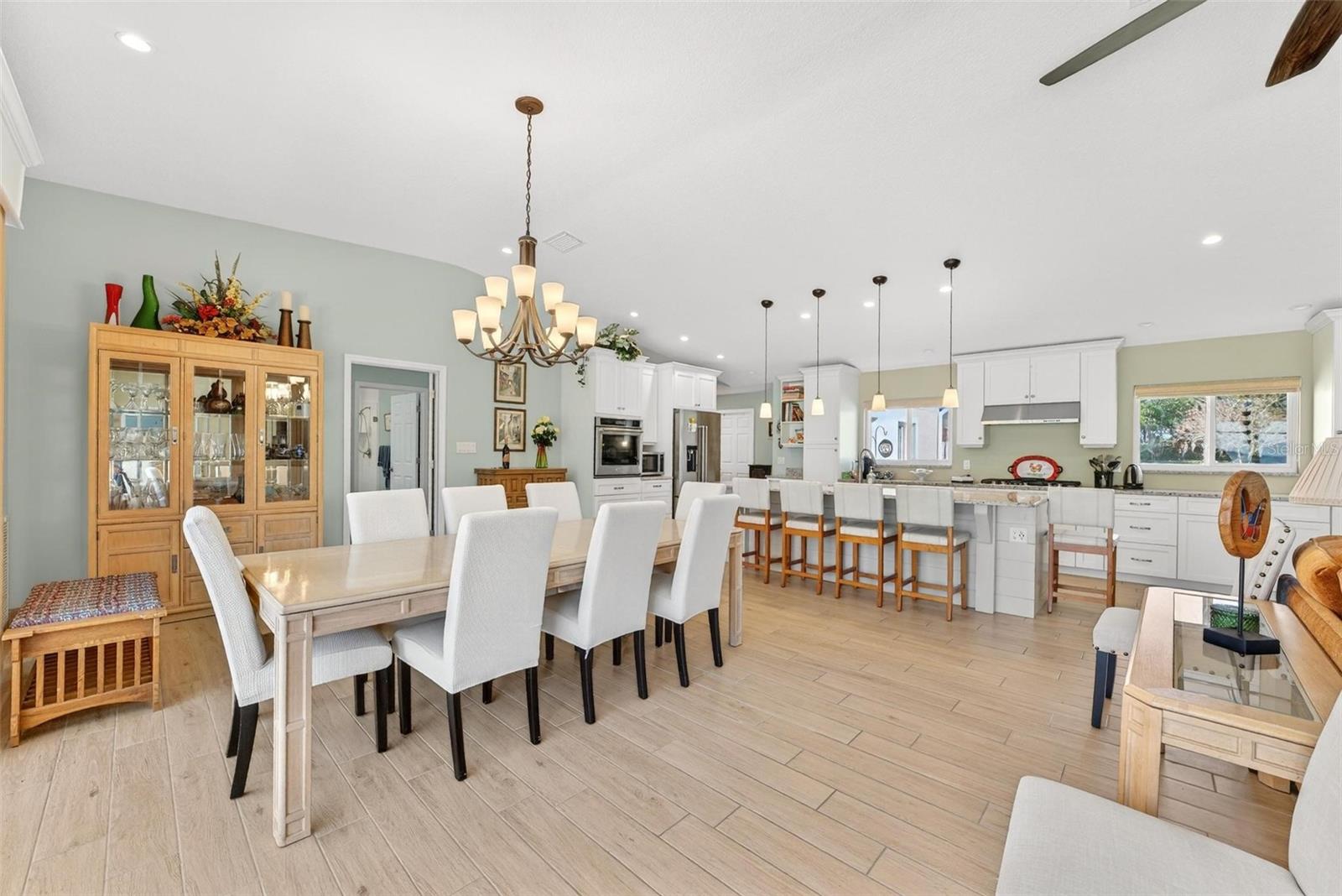 Image 16 of 100 For 10220 Bumblebee Lane