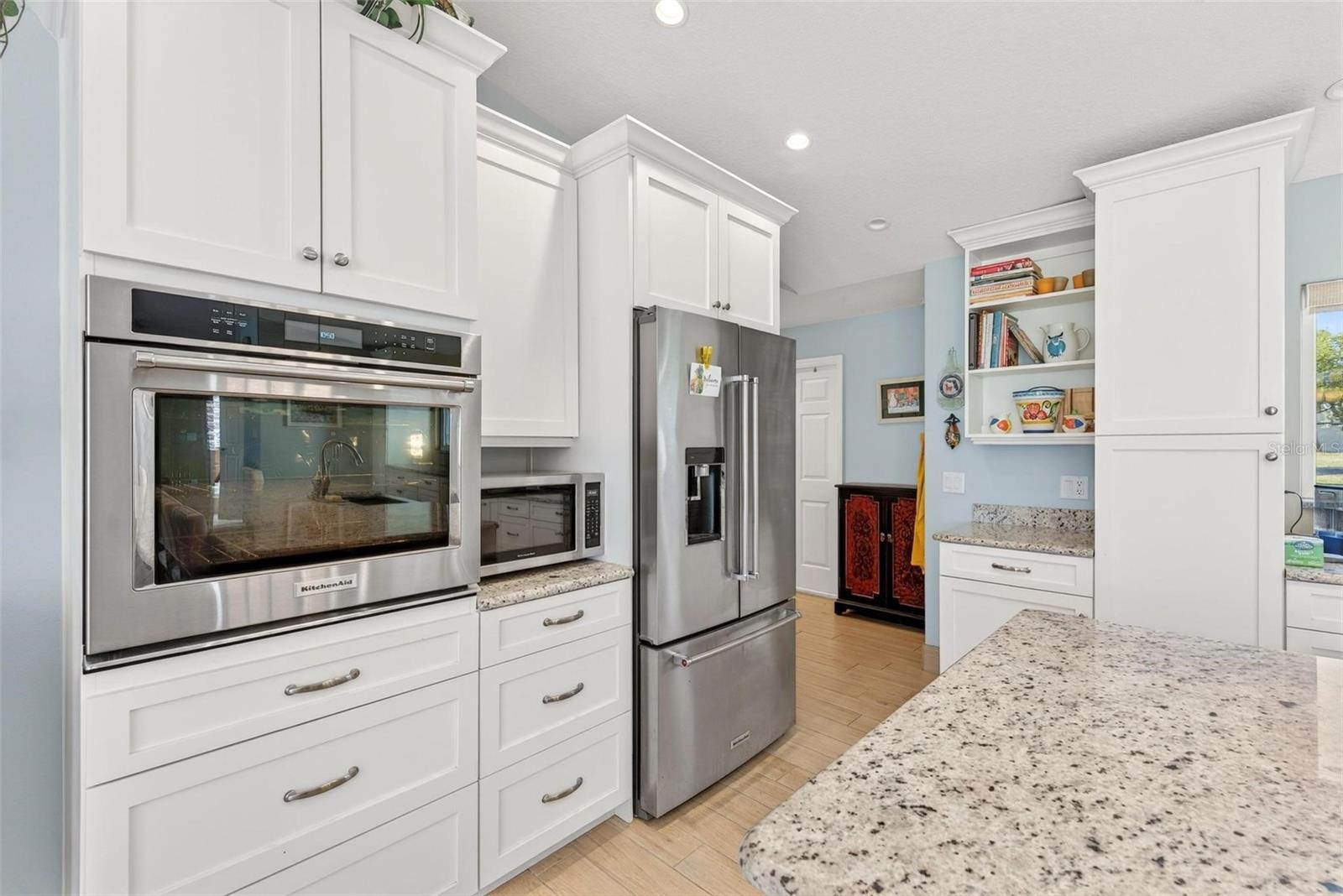 Image 22 of 100 For 10220 Bumblebee Lane