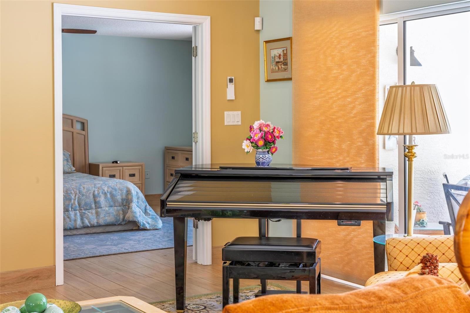 Image 32 of 100 For 10220 Bumblebee Lane