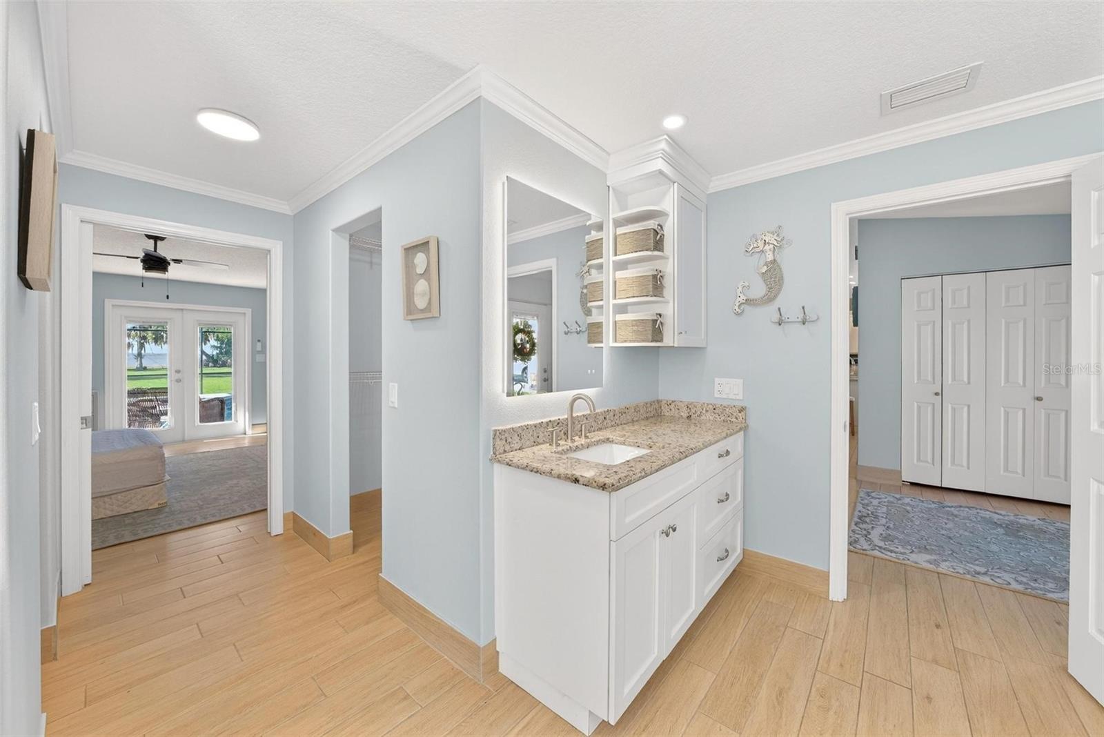 Image 39 of 100 For 10220 Bumblebee Lane