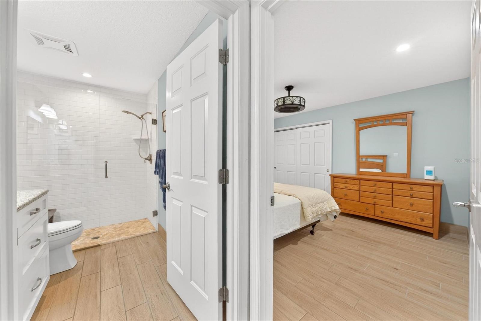 Image 51 of 100 For 10220 Bumblebee Lane