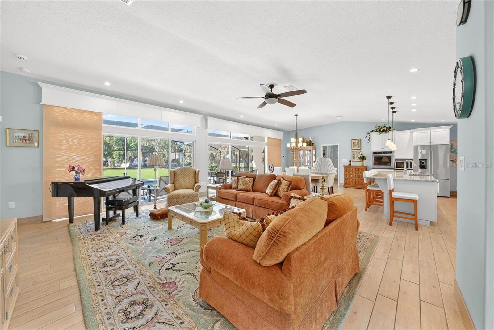 Image 9 of 100 For 10220 Bumblebee Lane