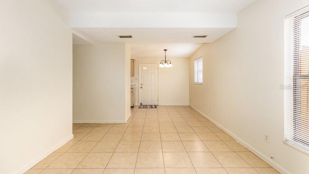 Image 11 of 22 For 1040 Maxey Drive