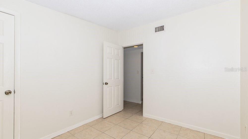 Image 15 of 22 For 1040 Maxey Drive