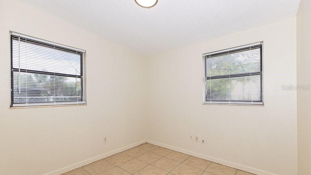 Image 19 of 22 For 1040 Maxey Drive