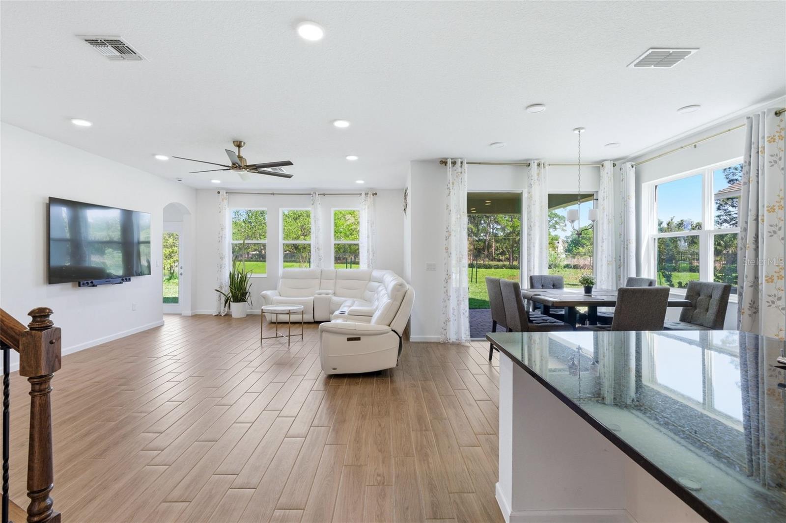 Image 14 of 55 For 1147 Franklin Tree Lane