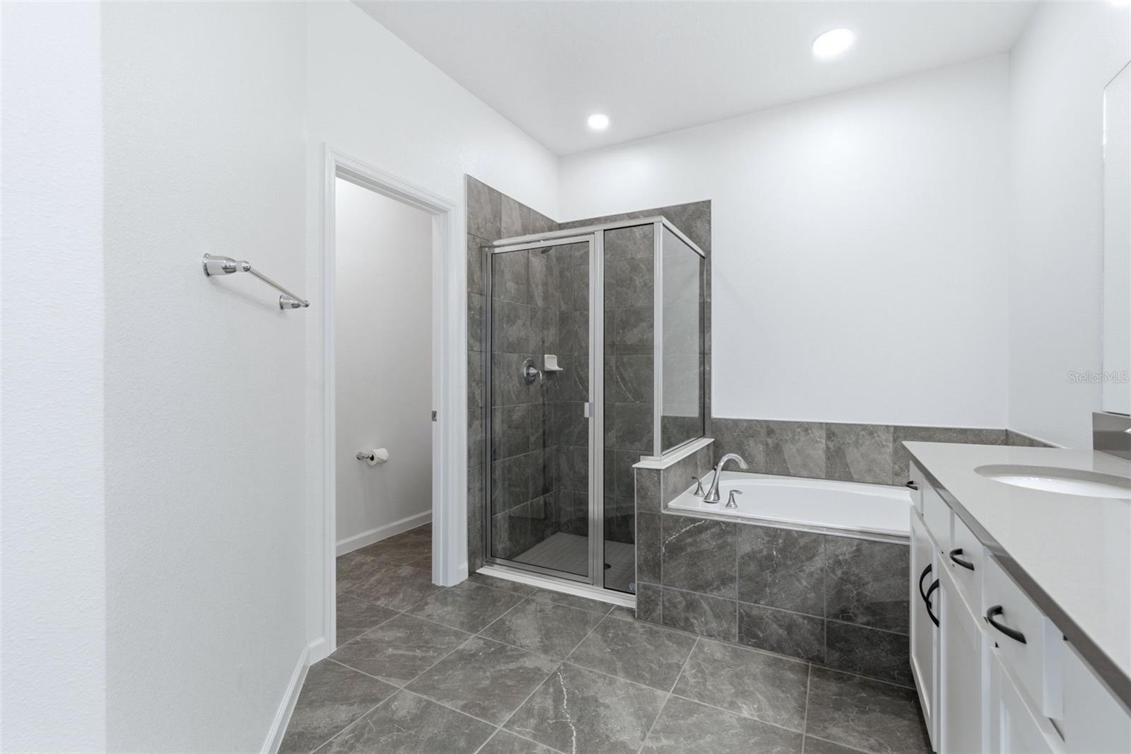 Image 24 of 55 For 1147 Franklin Tree Lane