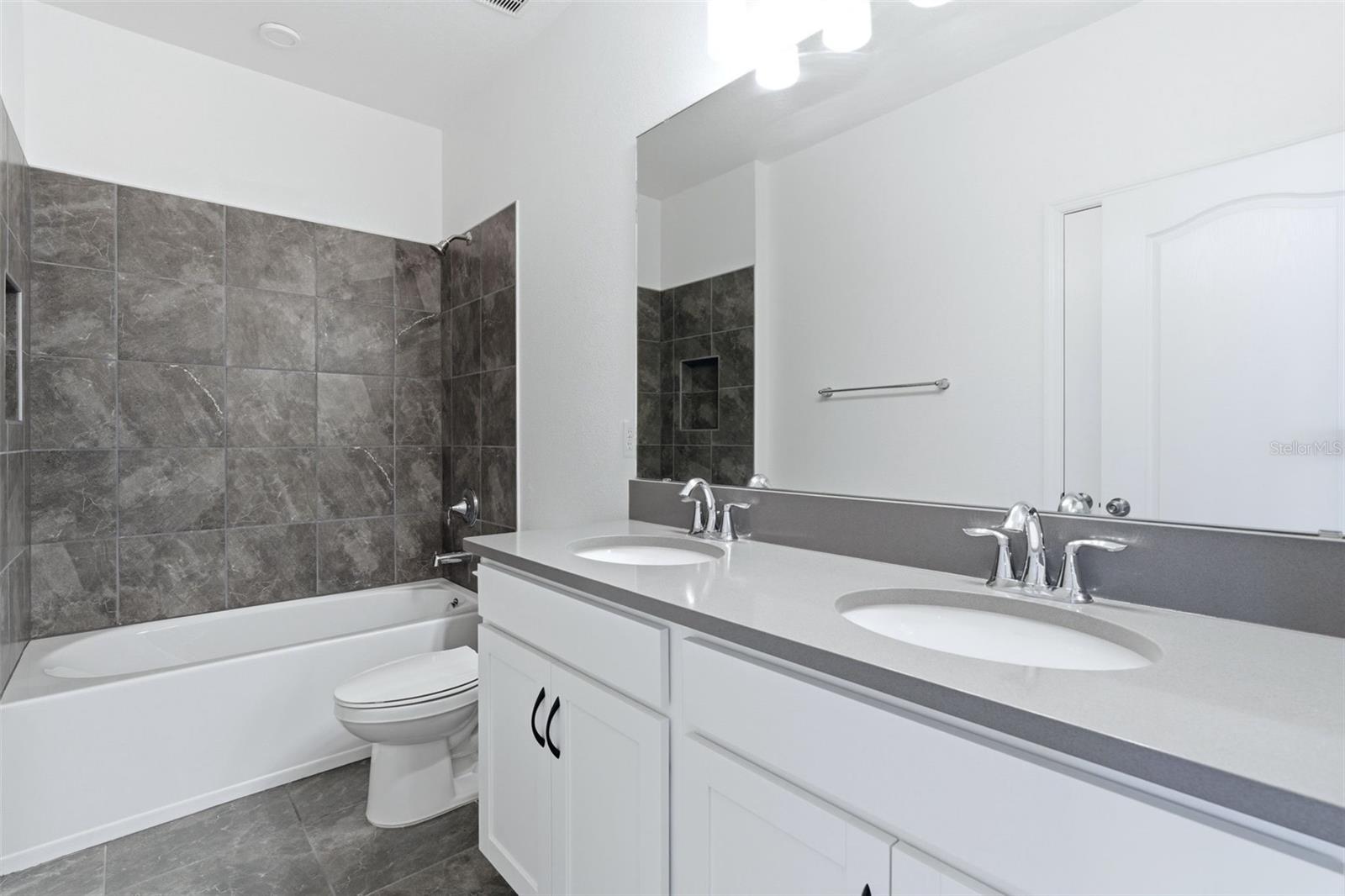 Image 42 of 55 For 1147 Franklin Tree Lane