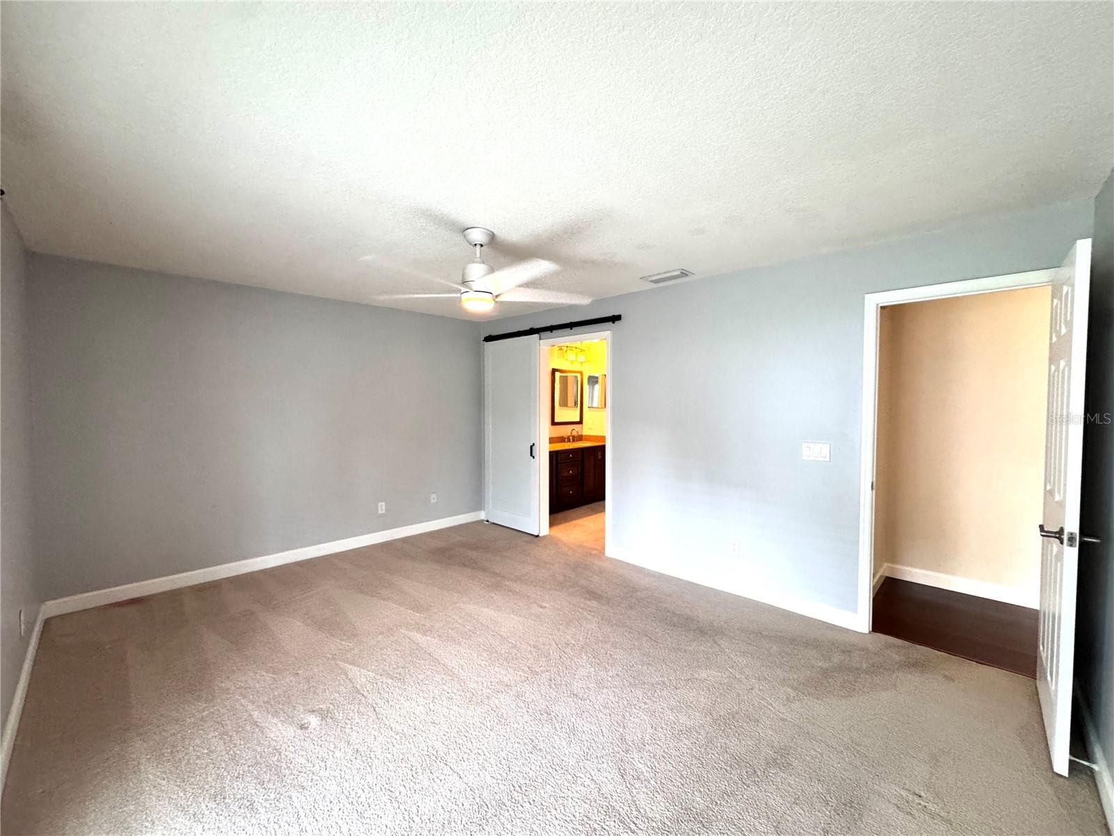 Image 13 of 27 For 4818 Breezy Palms Court