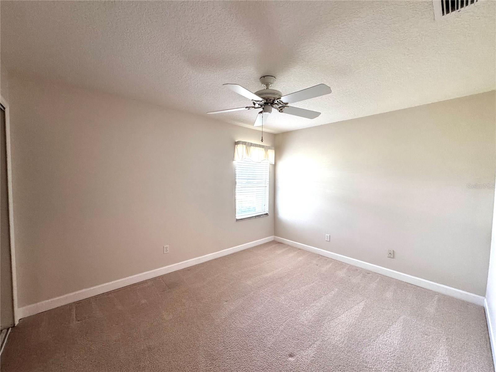 Image 23 of 27 For 4818 Breezy Palms Court