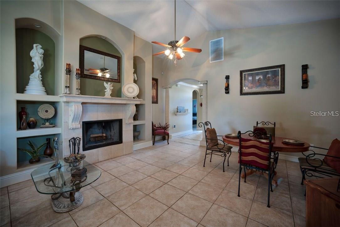 Image 3 of 31 For 6614 64th Terrace E