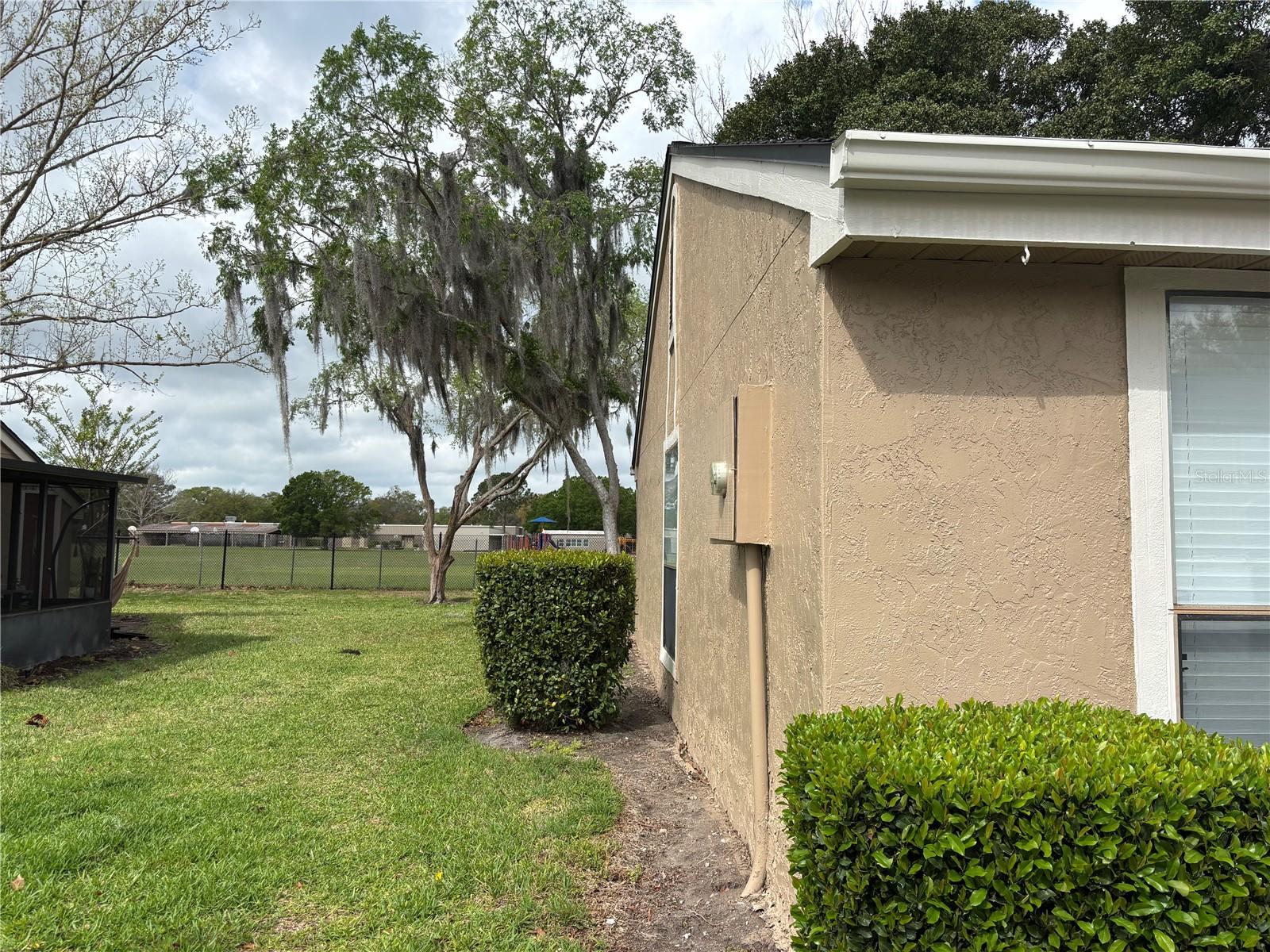 Image 10 of 11 For 610 Casa Park Court H