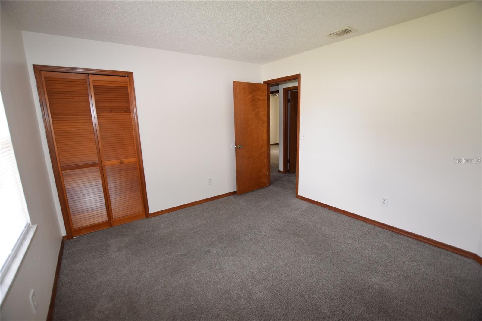 Image 22 of 24 For 2585 Derby Drive