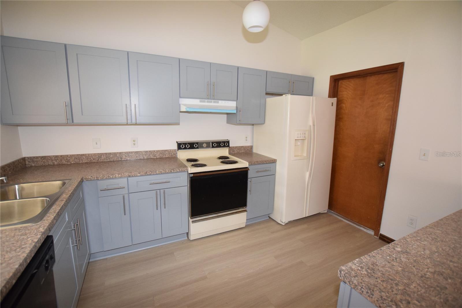 Image 8 of 24 For 2585 Derby Drive