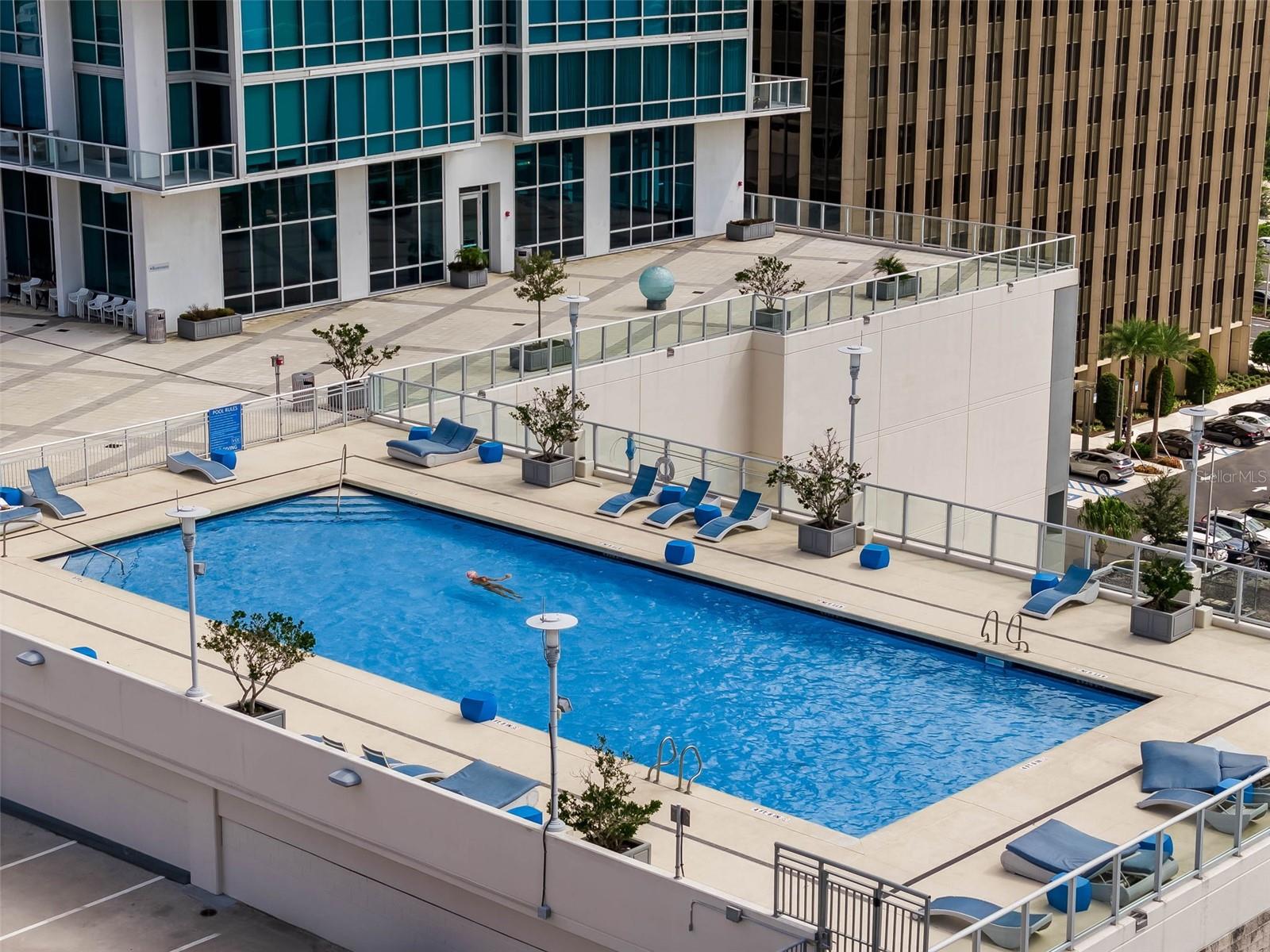 Image 58 of 77 For 150 Robinson Street 2709