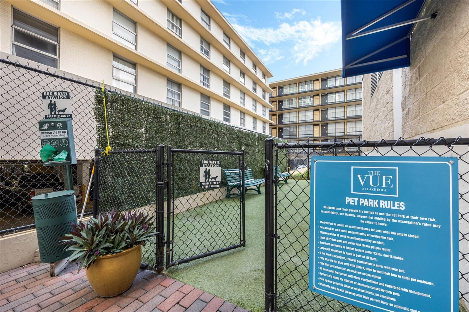 Image 66 of 77 For 150 Robinson Street 2709