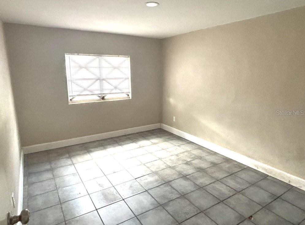 Image 11 of 15 For 2615 Laurel Avenue