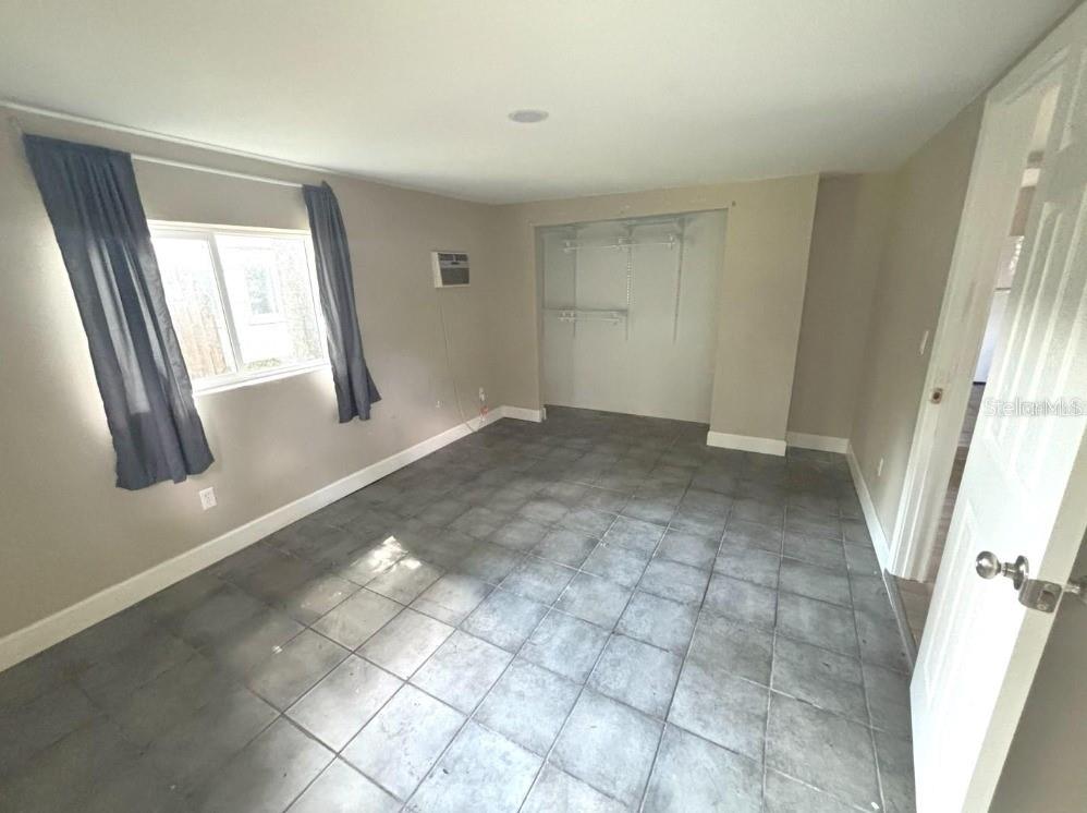 Image 2 of 15 For 2615 Laurel Avenue