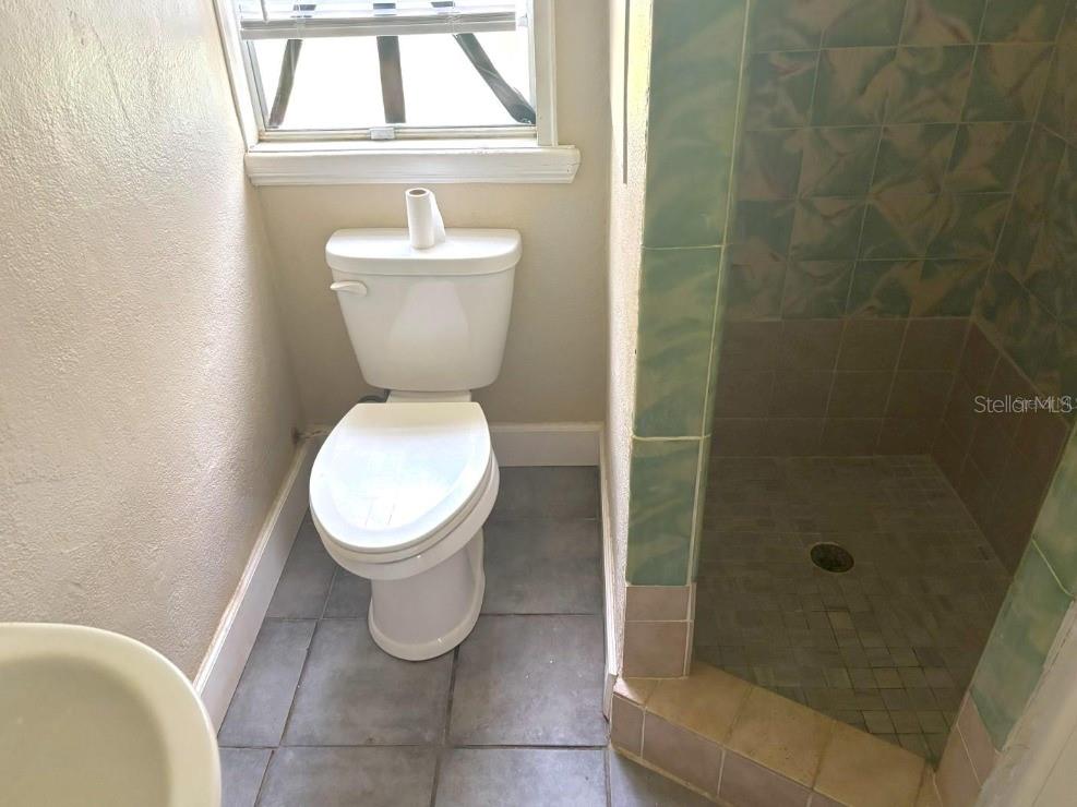 Image 7 of 15 For 2615 Laurel Avenue