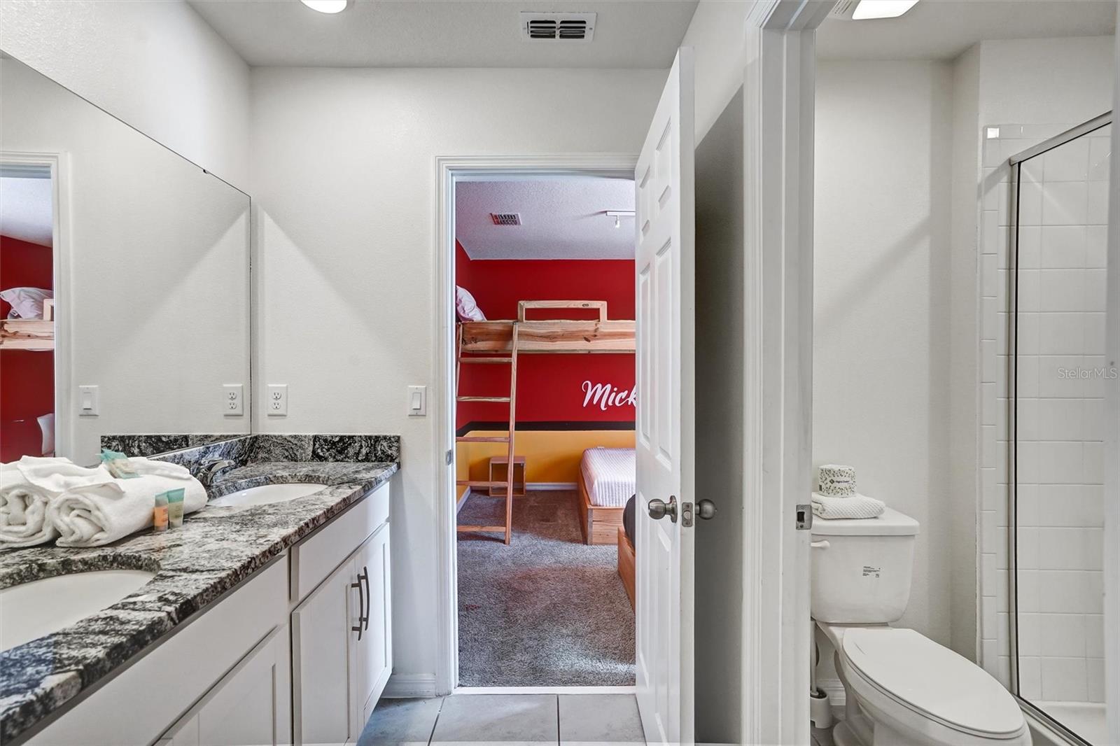 Image 15 of 40 For 8918 Tropical Haven Court