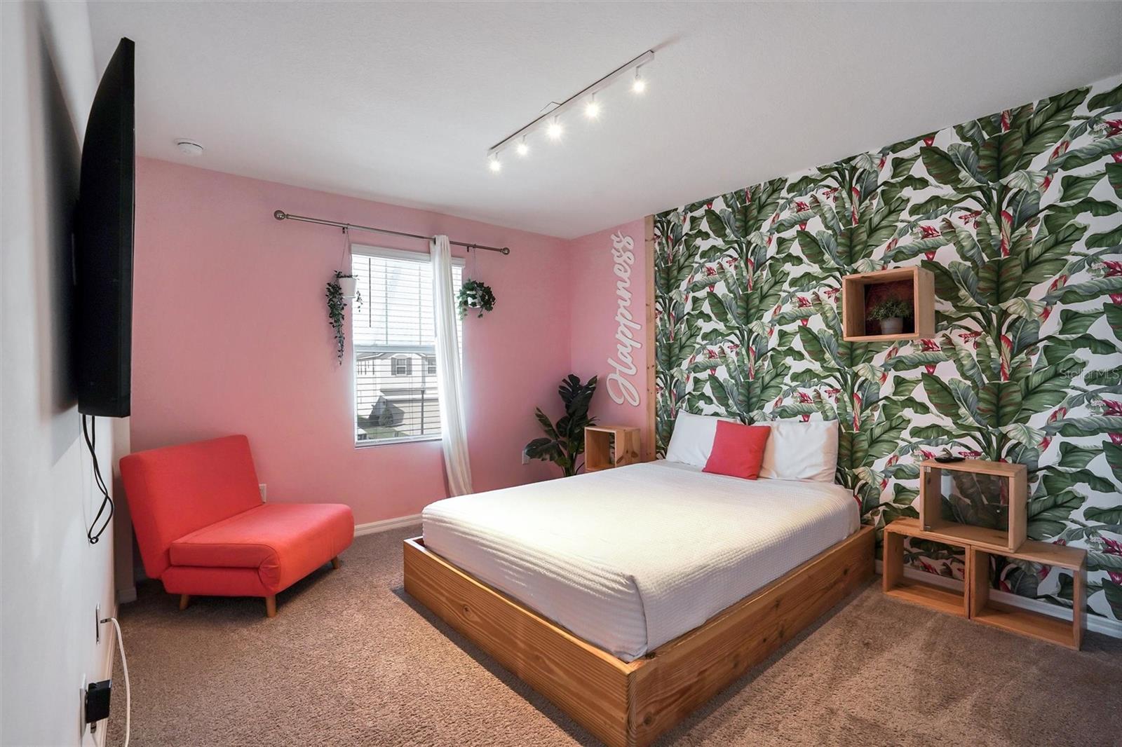 Image 17 of 40 For 8918 Tropical Haven Court