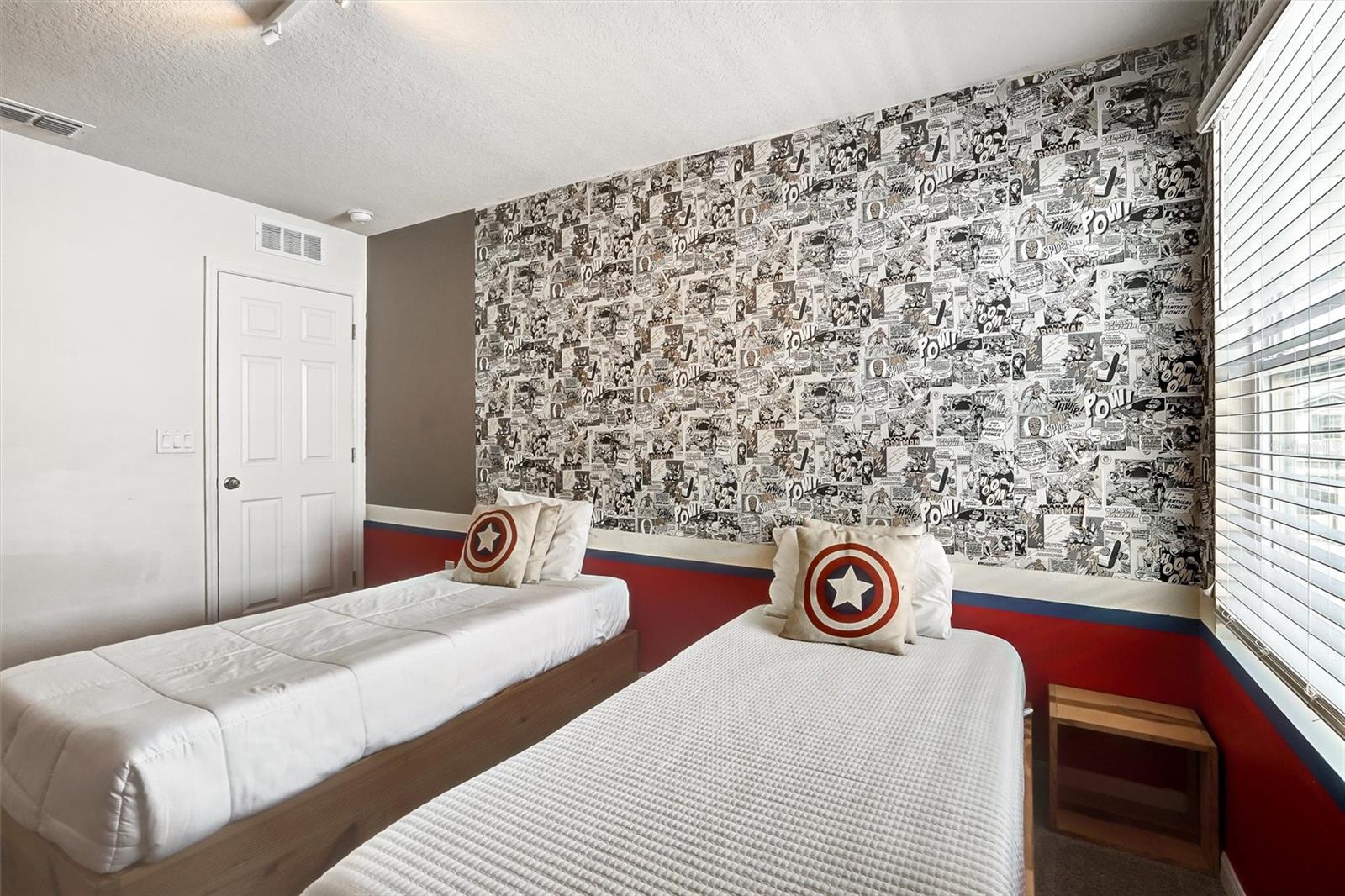 Image 22 of 40 For 8918 Tropical Haven Court