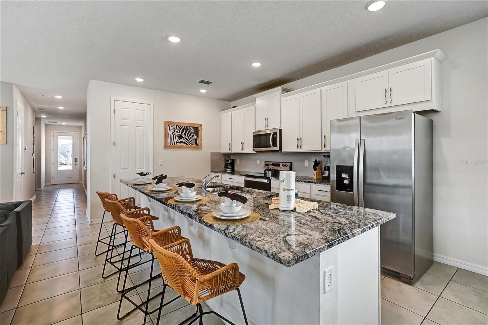 Image 9 of 40 For 8918 Tropical Haven Court