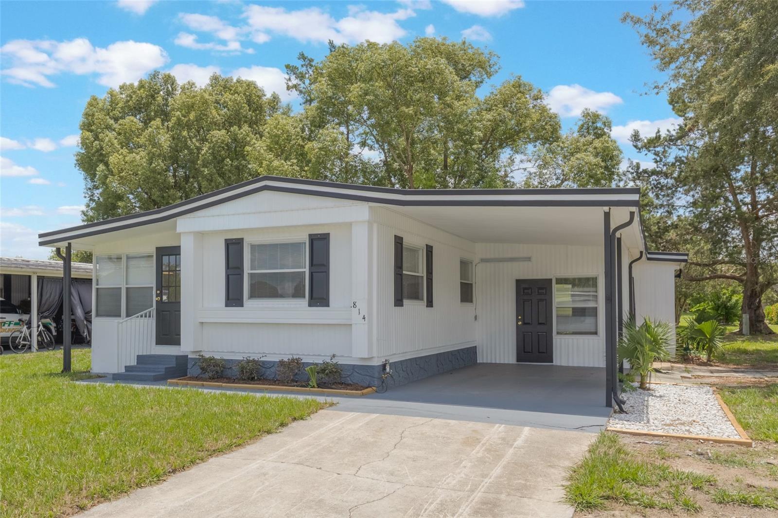 Image 2 of 20 For 814 Roseapple Avenue