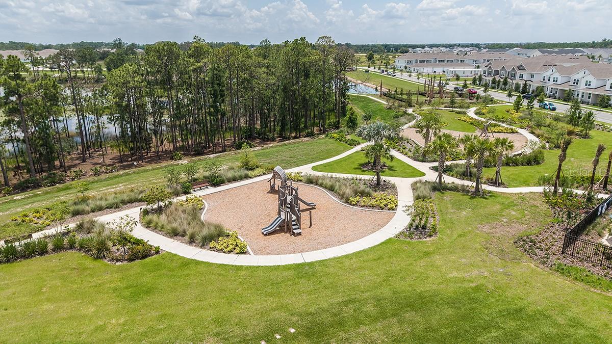 Image 28 of 43 For 14736 Field Daisy Drive