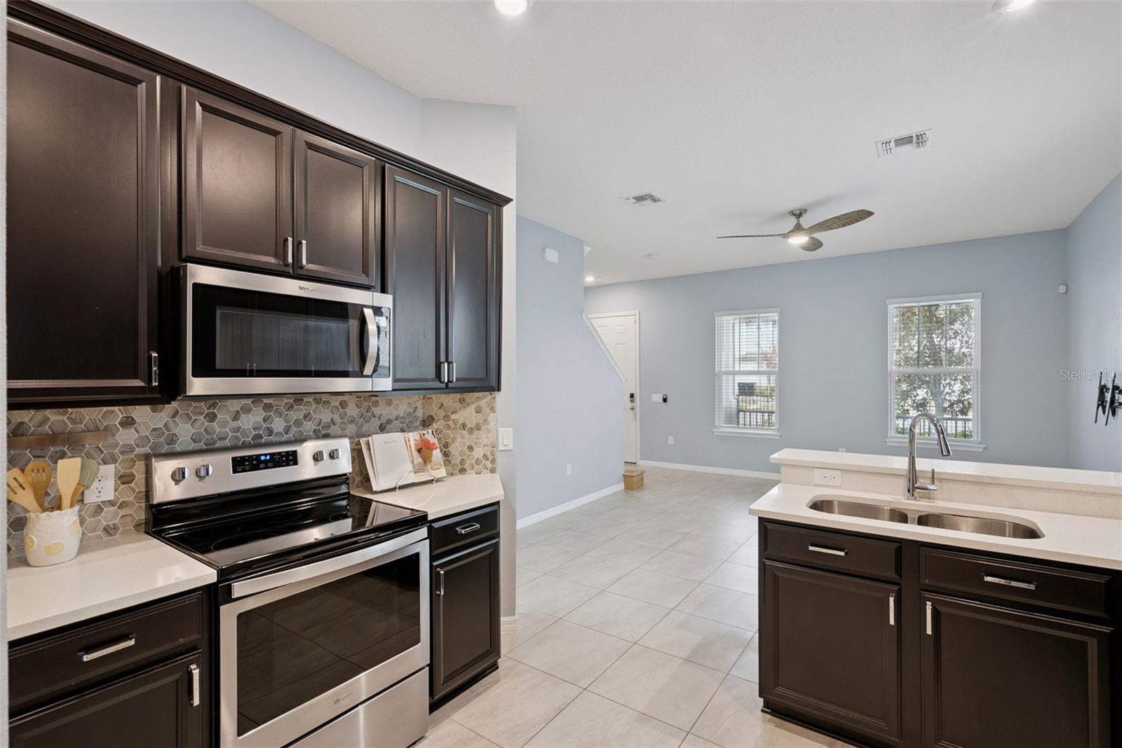 Image 16 of 48 For 1490 Garden Arbor Lane