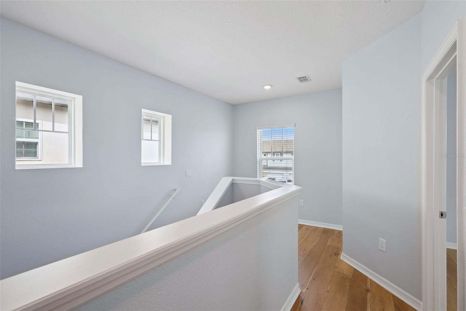 Image 22 of 48 For 1490 Garden Arbor Lane