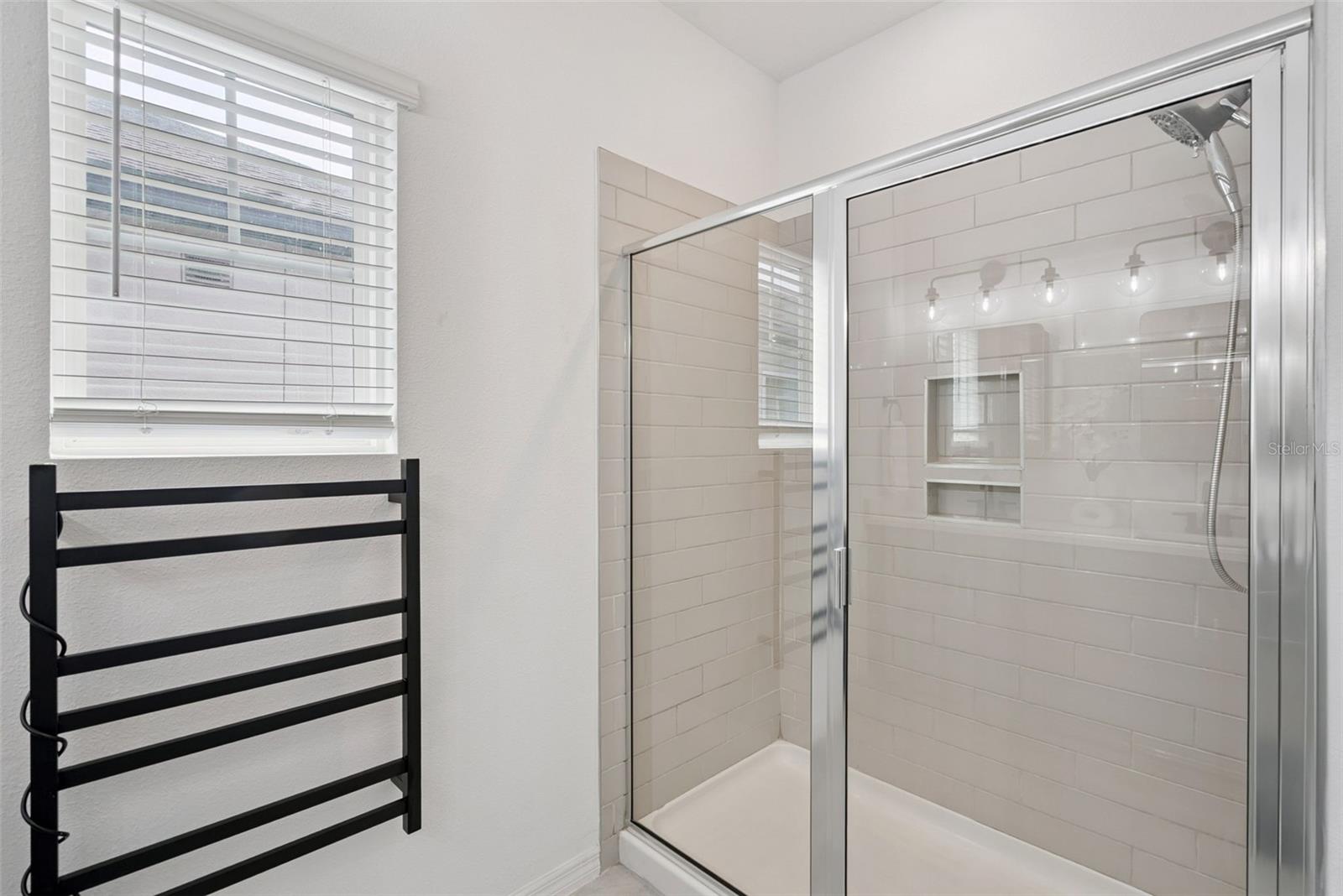 Image 31 of 48 For 1490 Garden Arbor Lane