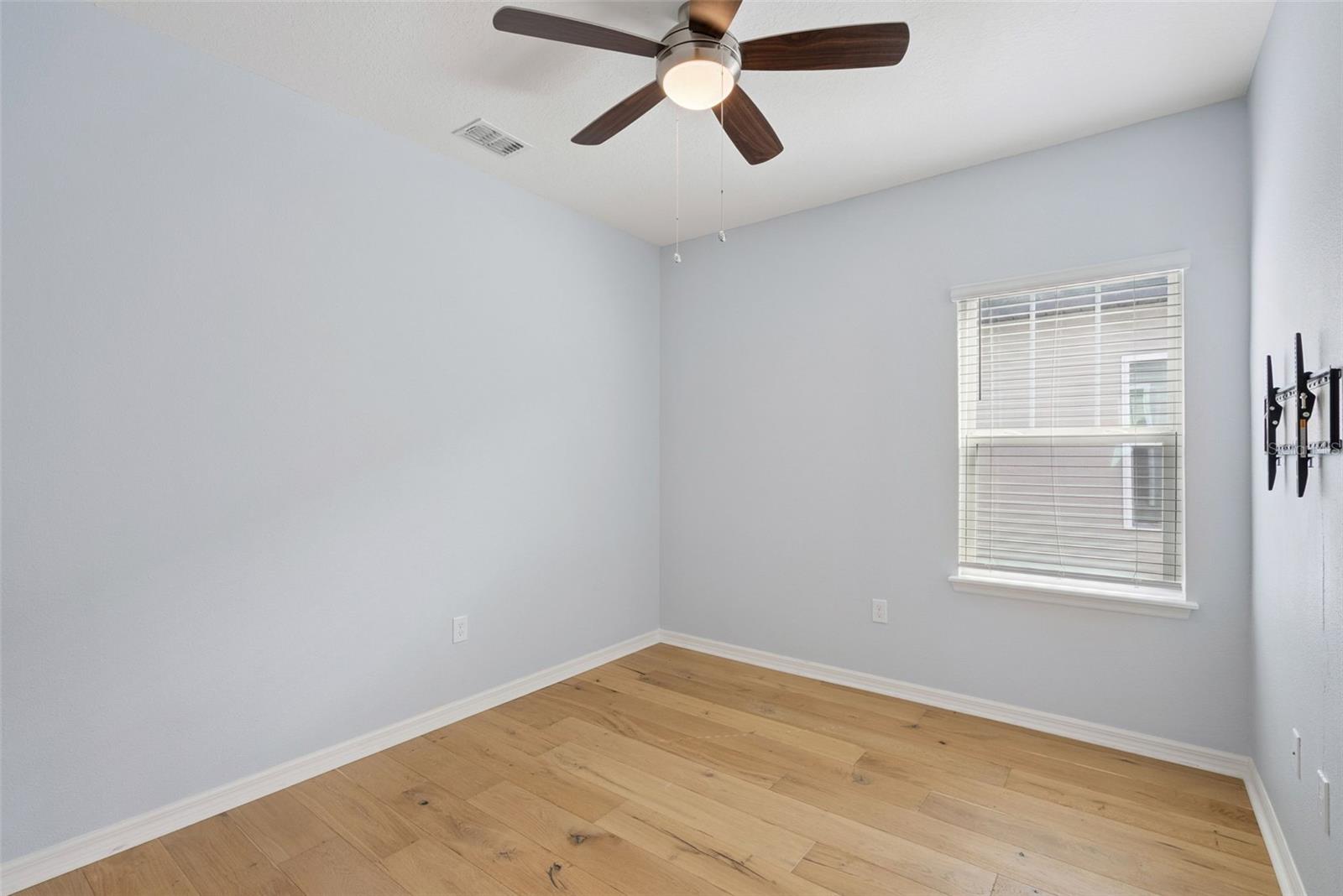 Image 35 of 48 For 1490 Garden Arbor Lane