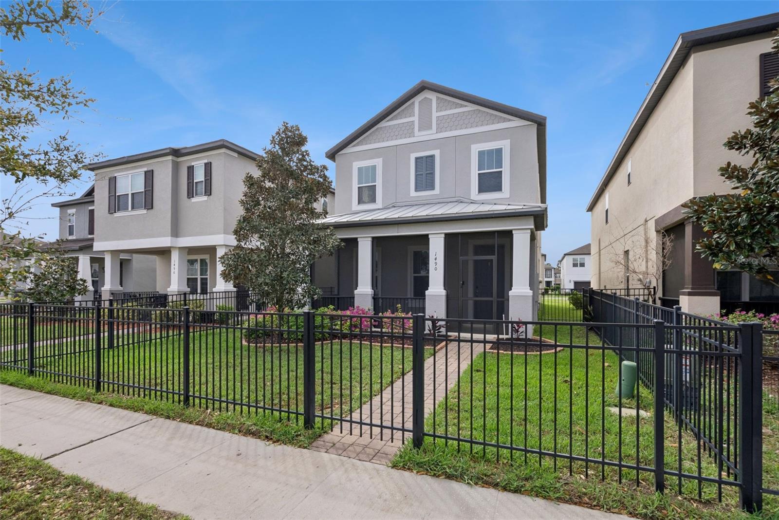 Image 4 of 48 For 1490 Garden Arbor Lane