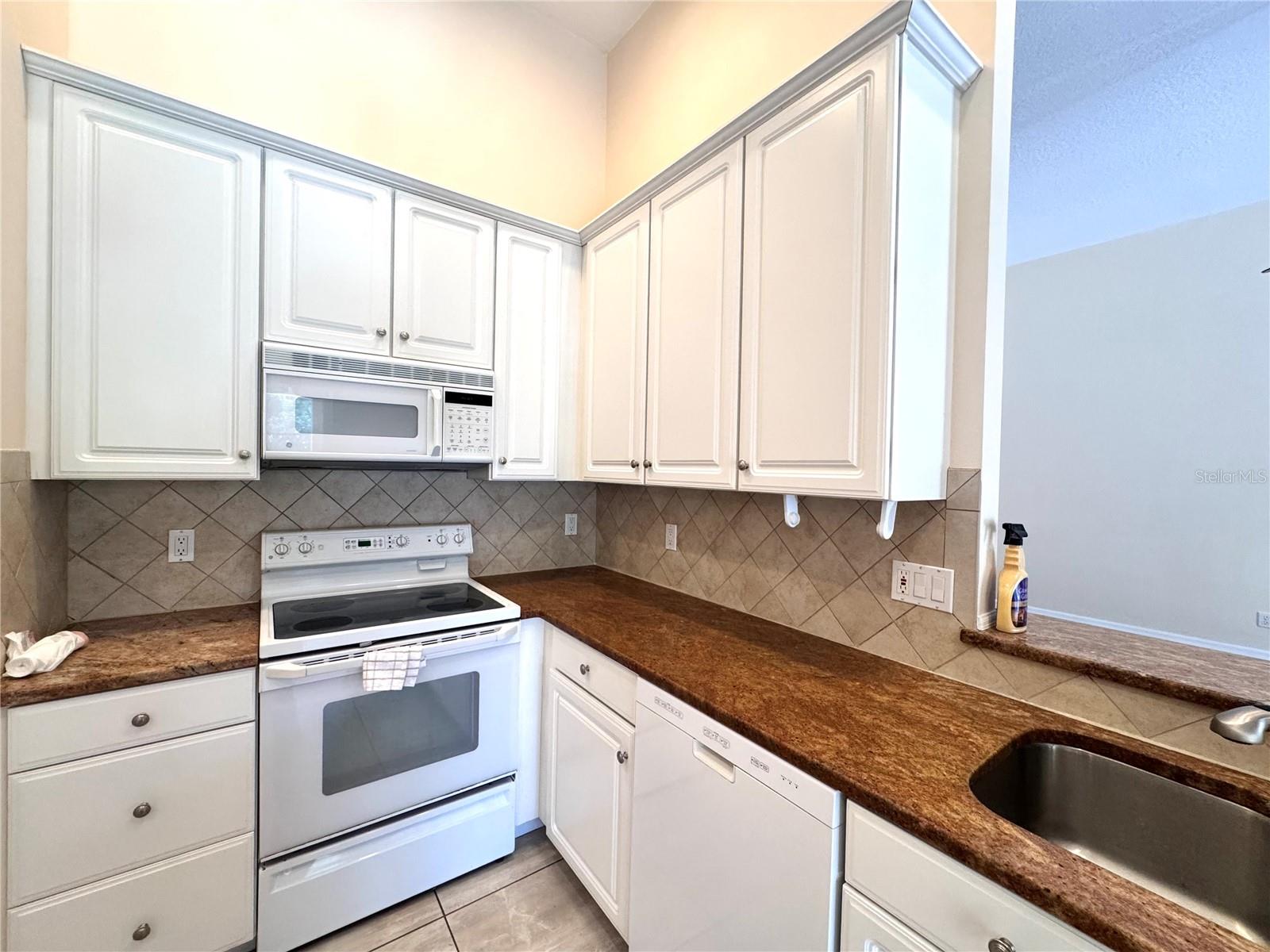 Image 8 of 24 For 107 Nandina Terrace