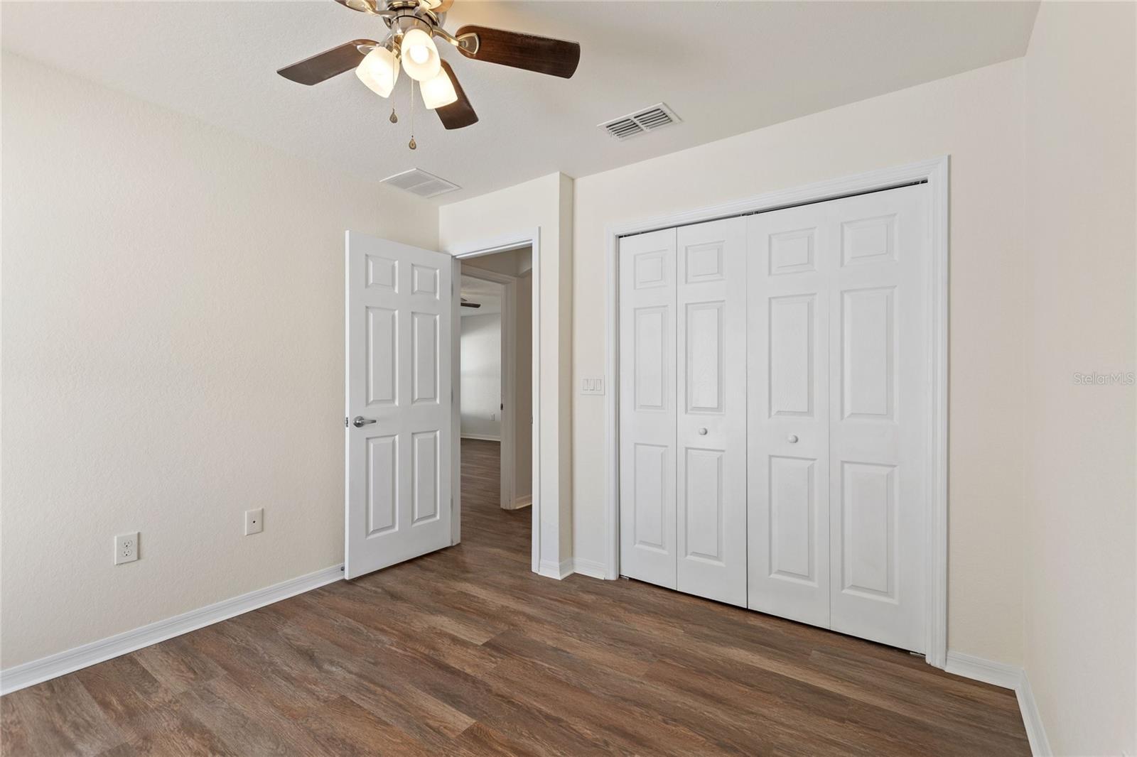 Image 24 of 37 For 2009 Danes Court