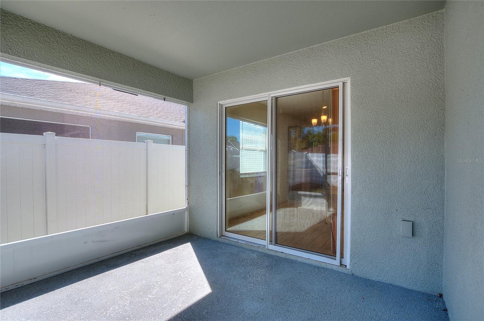 Image 33 of 37 For 2009 Danes Court