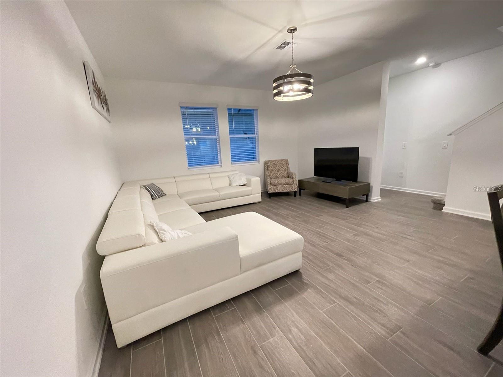 Image 17 of 48 For 1543 Cross Prairie Parkway