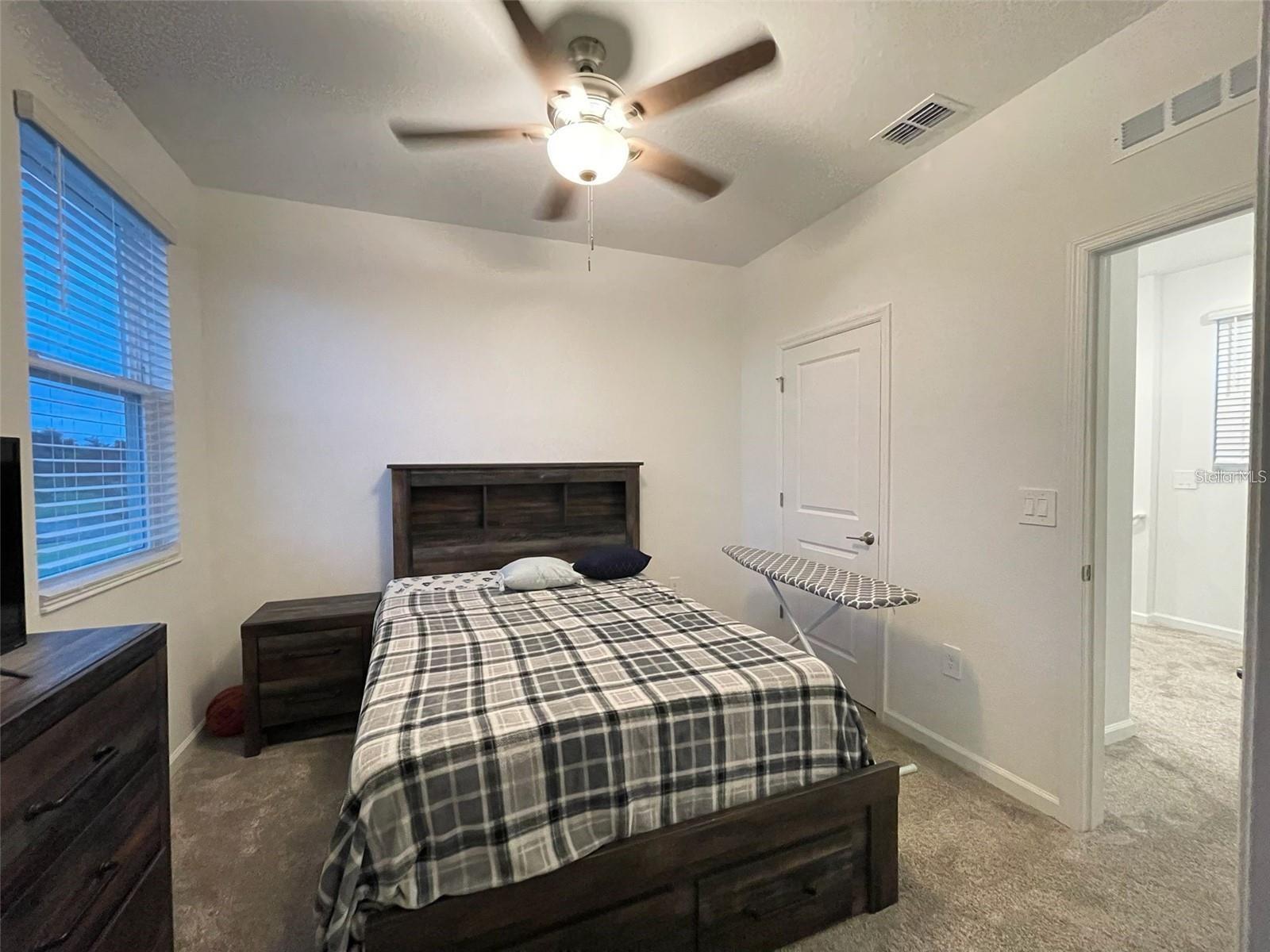 Image 23 of 48 For 1543 Cross Prairie Parkway