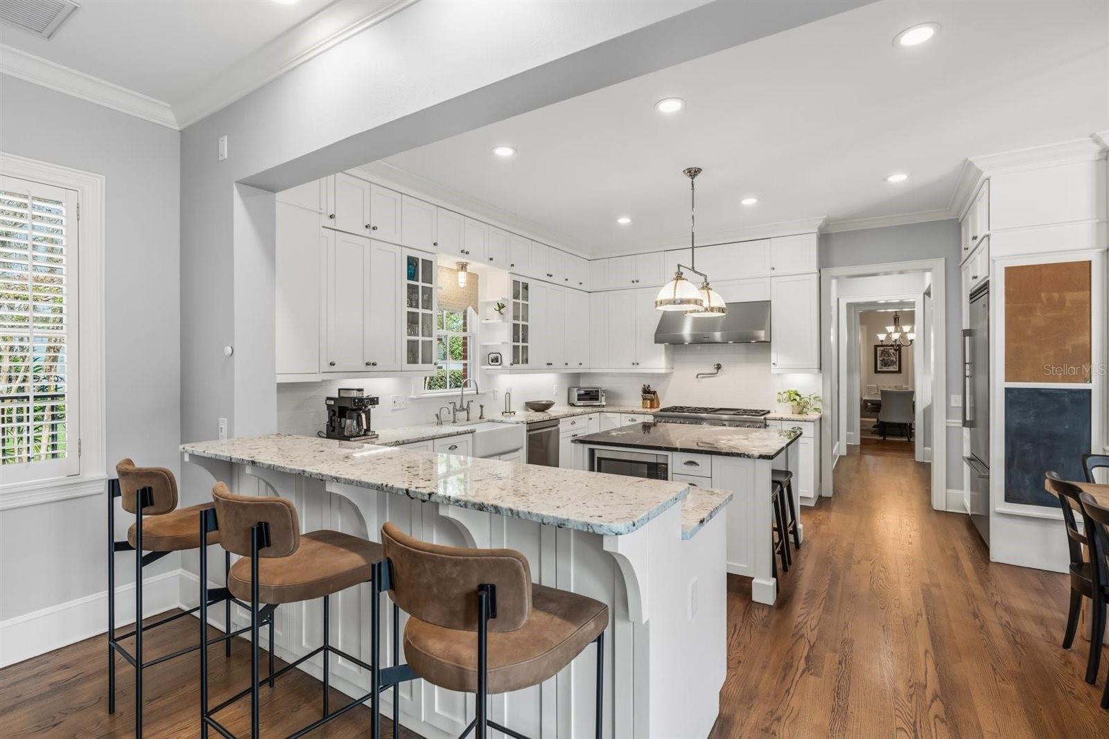 Image 13 of 33 For 722 Alba Drive