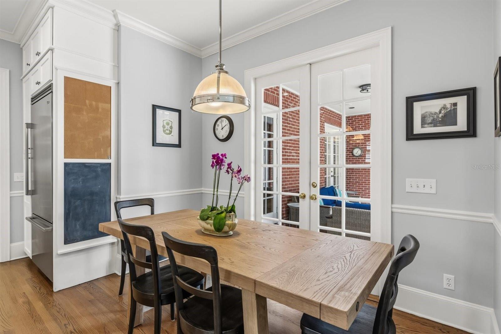 Image 14 of 33 For 722 Alba Drive