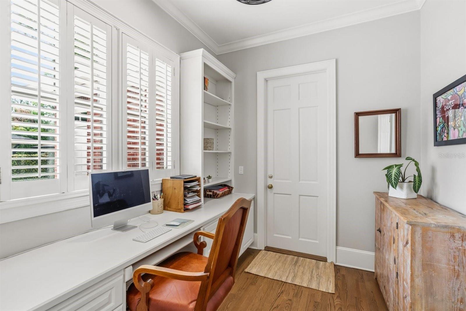 Image 17 of 33 For 722 Alba Drive