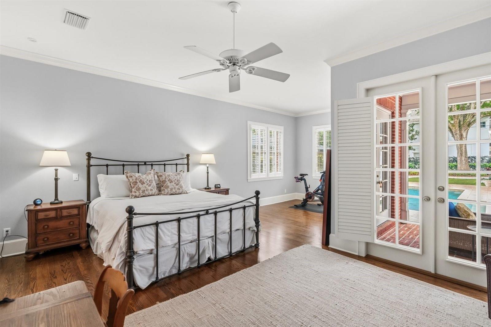 Image 18 of 33 For 722 Alba Drive