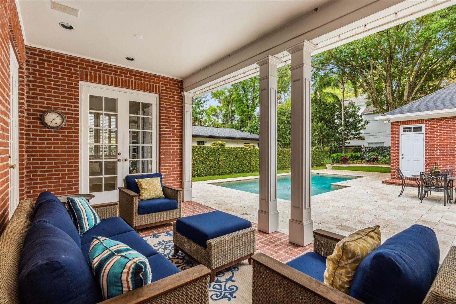 Image 27 of 33 For 722 Alba Drive