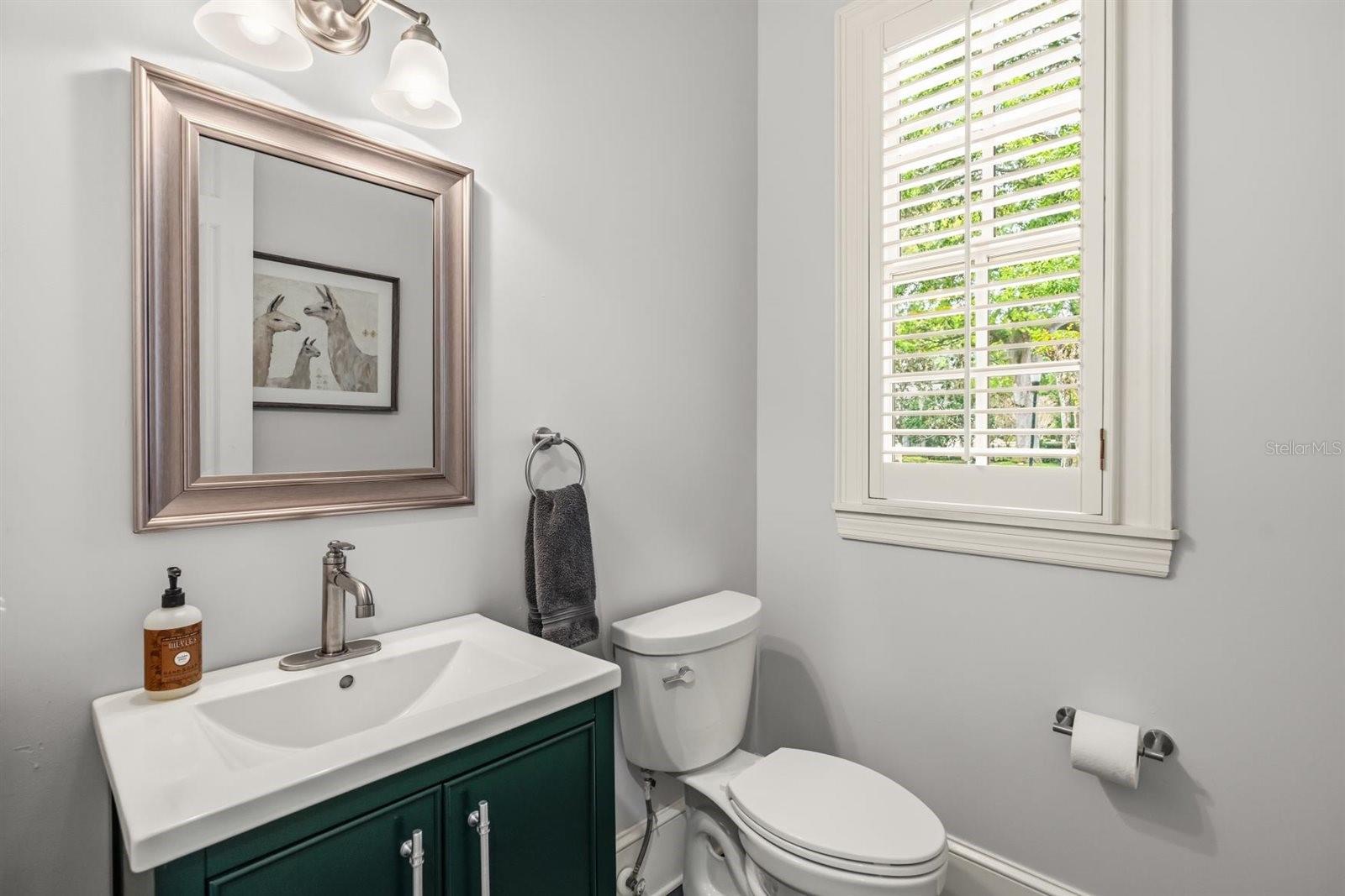 Image 9 of 33 For 722 Alba Drive